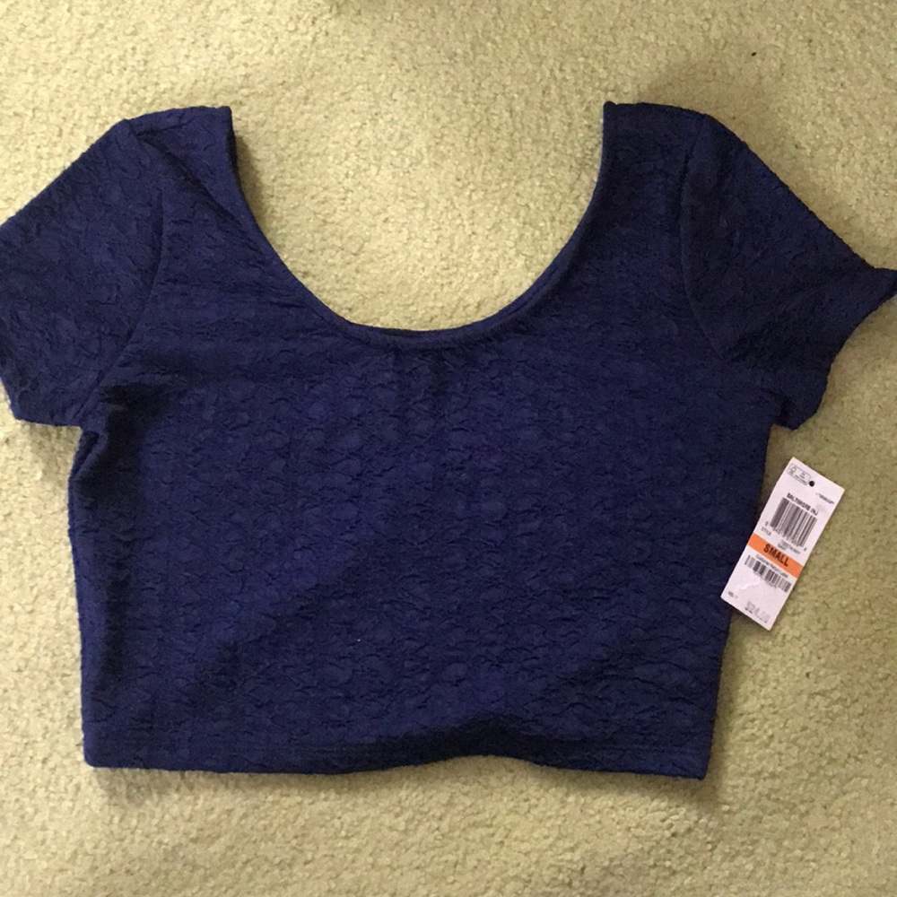 Cropped top